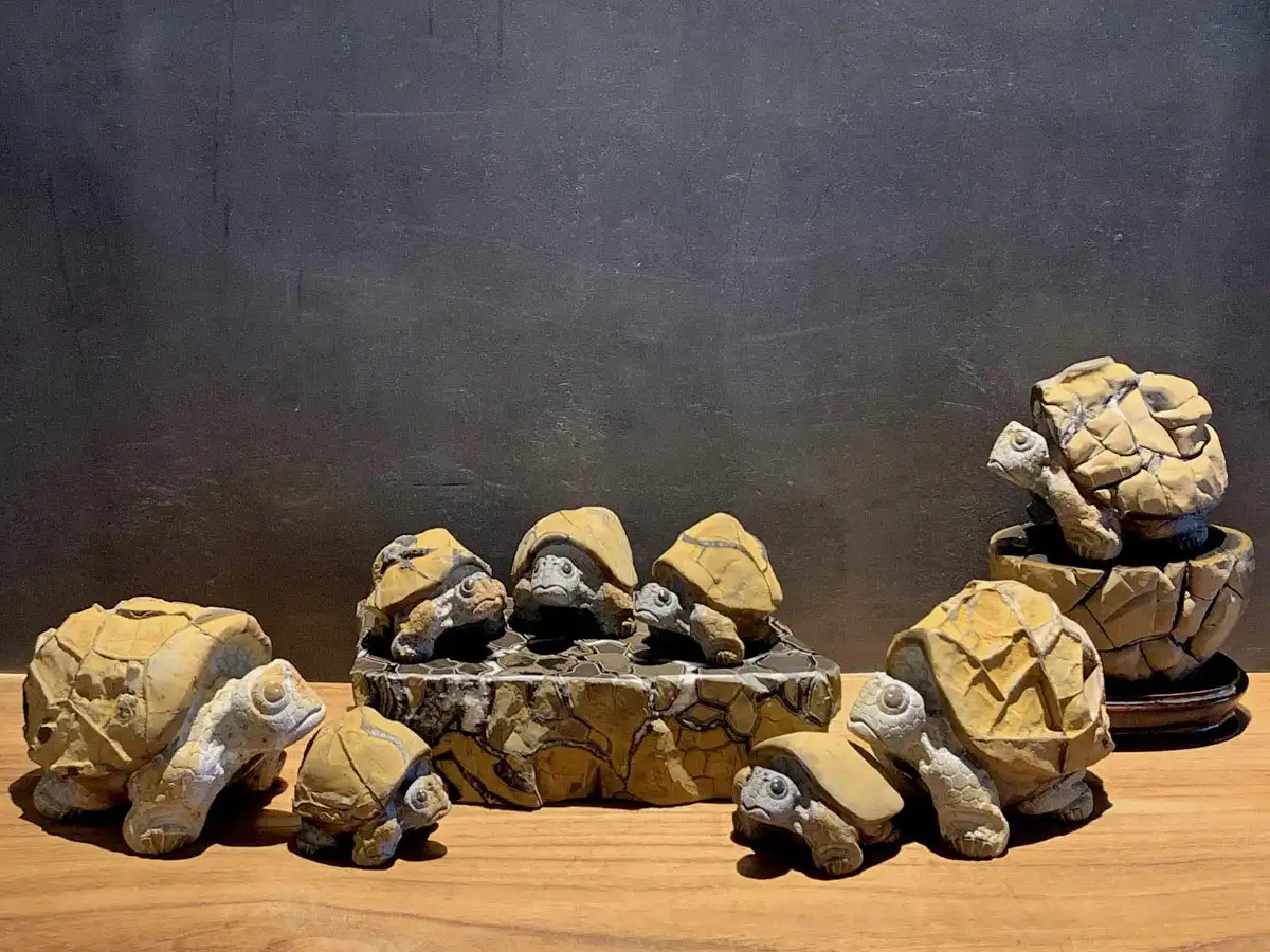 石雕烏龜藝術作品集合照- 黃龜甲石